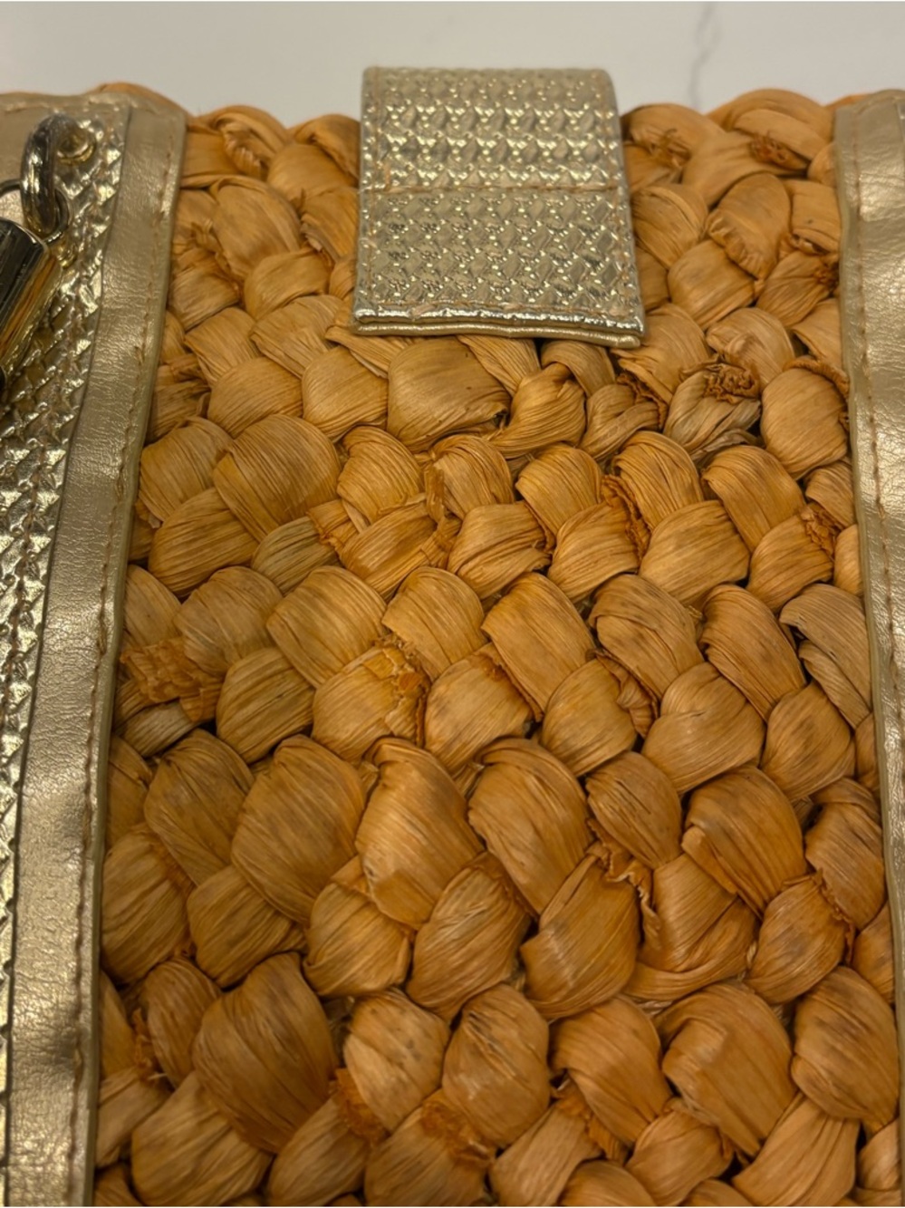 XOXO Corn Husk Straw Handbag - Picture 11 of 16